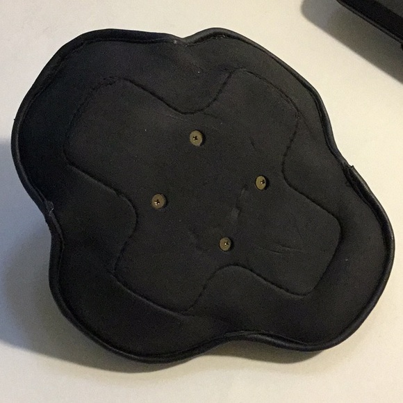 Garmin GPS Dashboard Friction Ball Mount Bean Bag Dash Holder Black - Picture 2 of 4